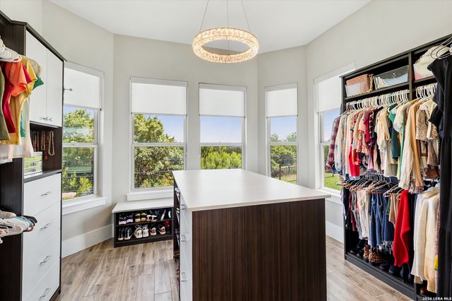 643 MENGER SPGS, Boerne, TX 78006
