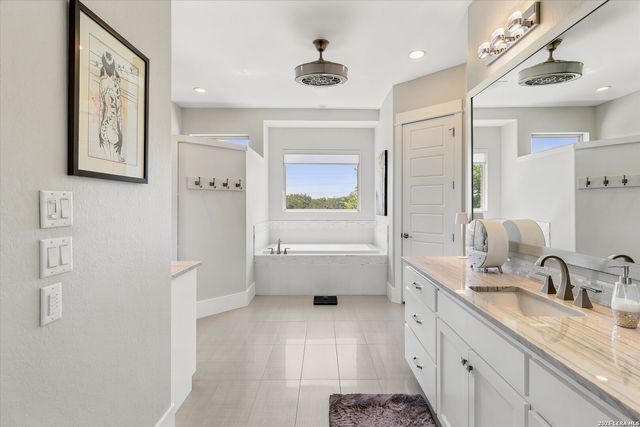 643 MENGER SPGS, Boerne, TX 78006
