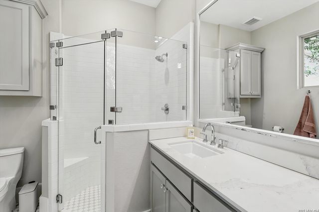 643 MENGER SPGS, Boerne, TX 78006