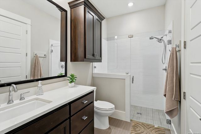 643 MENGER SPGS, Boerne, TX 78006