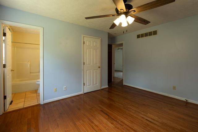 1124 Gregory Lane, Lawrenceburg, KY 40342