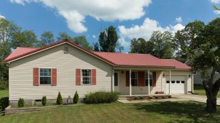 1124 Gregory Lane, Lawrenceburg, KY 40342