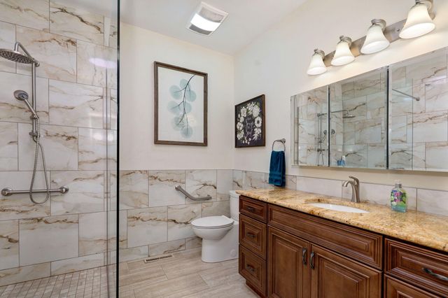 1717 W Elfindale Street 3c, Springfield, MO 65807