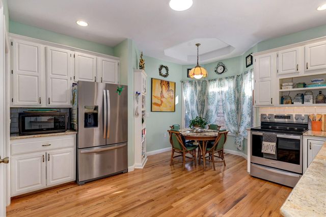 1717 W Elfindale Street 3c, Springfield, MO 65807