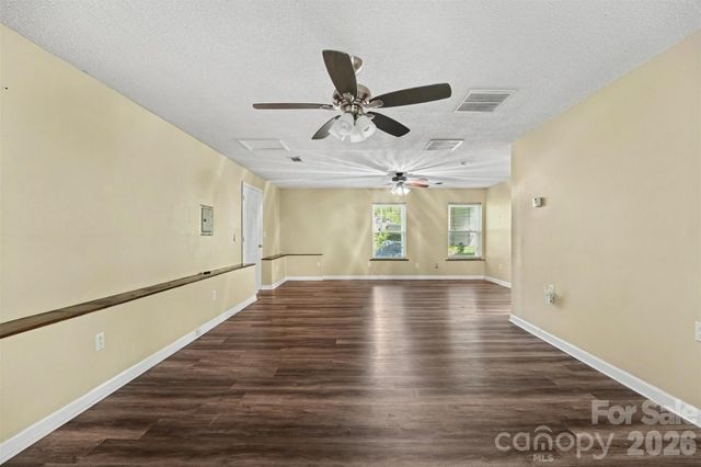 171 Bevis Lane, Statesville, NC 28677
