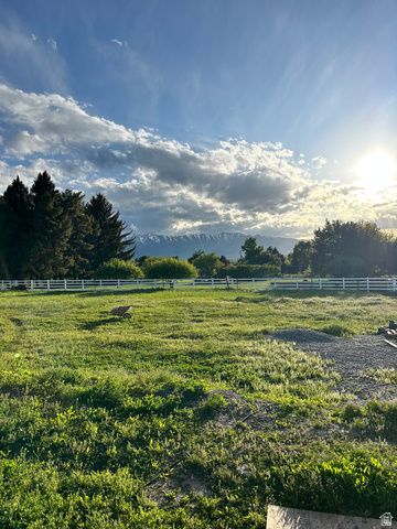 445 S 100 W, Providence, UT 84332