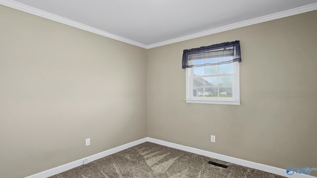 16155 Log Cabin Road, Athens, AL 35611