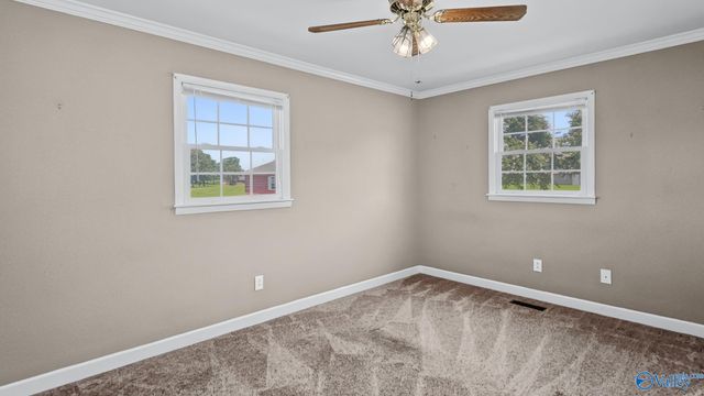 16155 Log Cabin Road, Athens, AL 35611