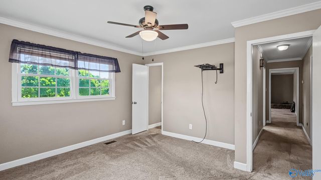 16155 Log Cabin Road, Athens, AL 35611