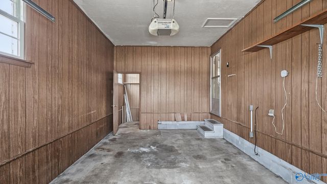 16155 Log Cabin Road, Athens, AL 35611