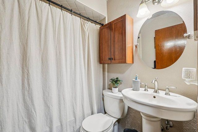 6004 Oriole LANE, Greendale, WI 53129