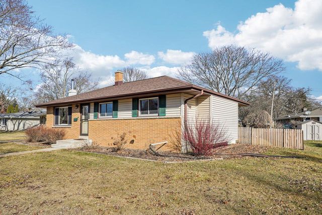 6004 Oriole LANE, Greendale, WI 53129