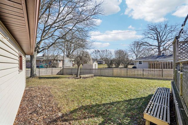 6004 Oriole LANE, Greendale, WI 53129