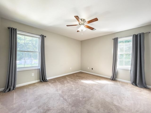 210 Naismith St, Springfield, MA 01104