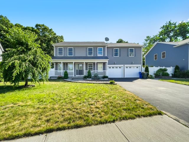 210 Naismith St, Springfield, MA 01104