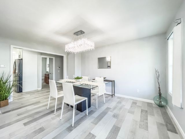 210 Naismith St, Springfield, MA 01104