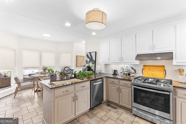 206 Huntington Court, Macon, GA 31210