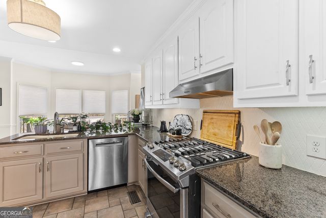 206 Huntington Court, Macon, GA 31210