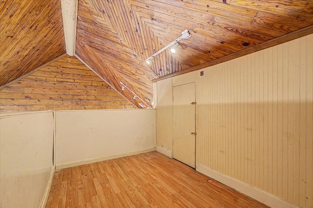 319 Oakland Street, Baytown, TX 77520
