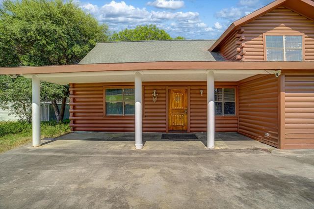 319 Oakland Street, Baytown, TX 77520