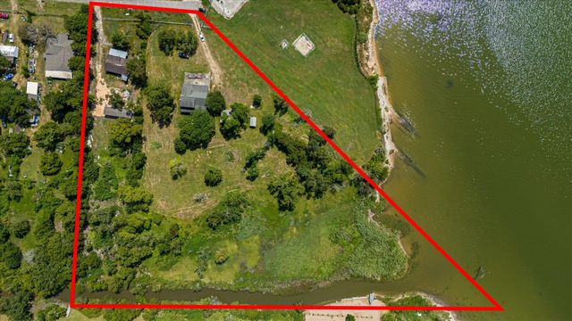 319 Oakland Street, Baytown, TX 77520