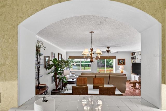 525 LAKE BRIDGE DRIVE, Ormond Beach, FL 32174