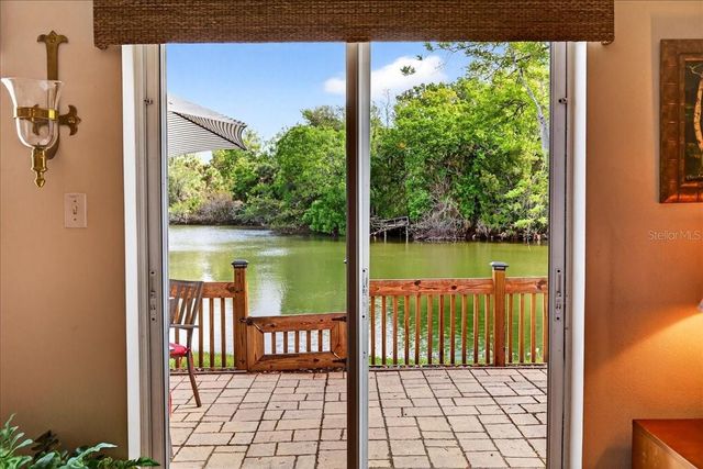 525 LAKE BRIDGE DRIVE, Ormond Beach, FL 32174