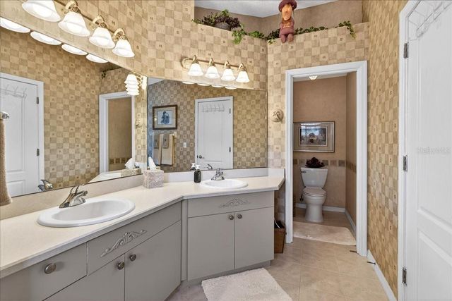 525 LAKE BRIDGE DRIVE, Ormond Beach, FL 32174