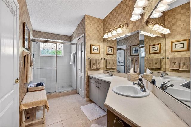 525 LAKE BRIDGE DRIVE, Ormond Beach, FL 32174