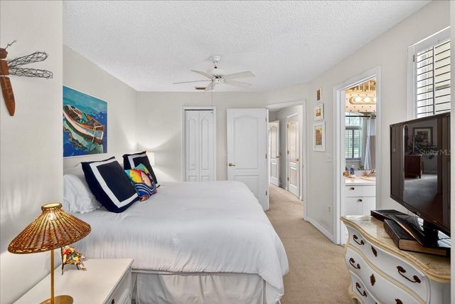 525 LAKE BRIDGE DRIVE, Ormond Beach, FL 32174