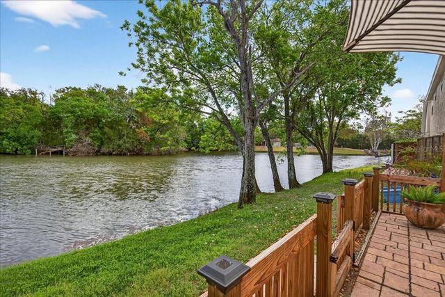 525 LAKE BRIDGE DRIVE, Ormond Beach, FL 32174