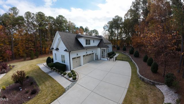 2604 Homestead Forest Drive, Zebulon, NC 27597