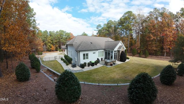 2604 Homestead Forest Drive, Zebulon, NC 27597