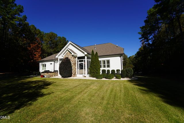 2604 Homestead Forest Drive, Zebulon, NC 27597