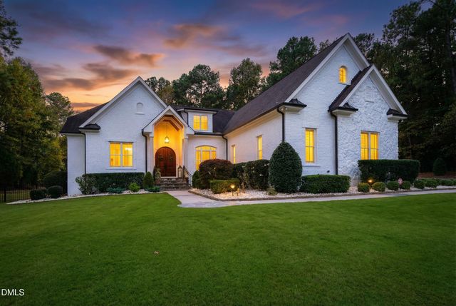 2604 Homestead Forest Drive, Zebulon, NC 27597