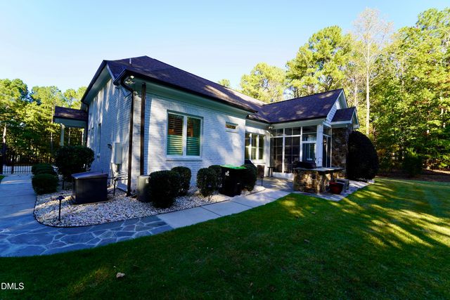 2604 Homestead Forest Drive, Zebulon, NC 27597