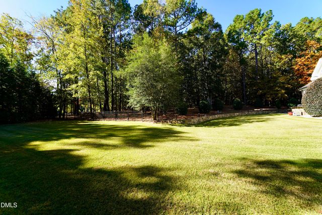 2604 Homestead Forest Drive, Zebulon, NC 27597