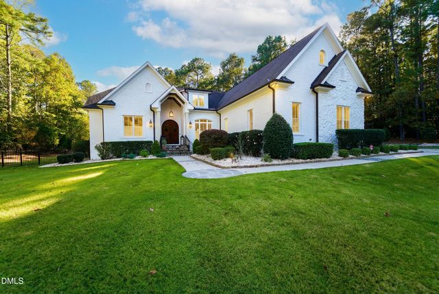 2604 Homestead Forest Drive, Zebulon, NC 27597