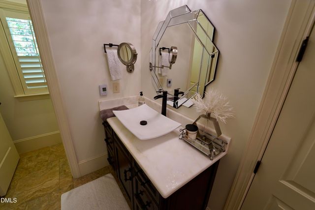 2604 Homestead Forest Drive, Zebulon, NC 27597