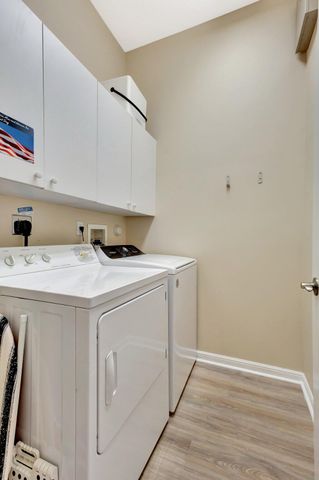 2941 Twin Oaks Way, Wellington, FL 33414