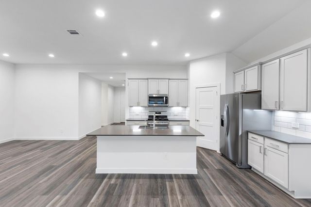 1589 Oakdale Crest Road, Montgomery, TX 77316