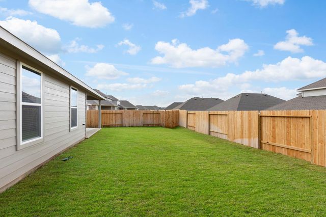 1589 Oakdale Crest Road, Montgomery, TX 77316
