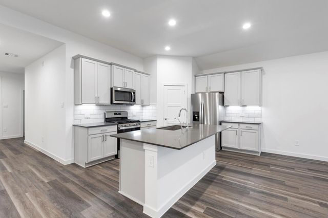 1589 Oakdale Crest Road, Montgomery, TX 77316