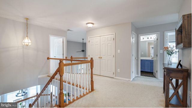 25316 HERRING CREEK DR, Chantilly, VA 20152
