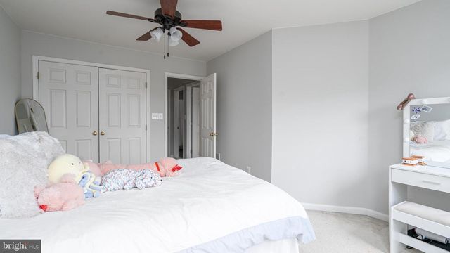 25316 HERRING CREEK DR, Chantilly, VA 20152