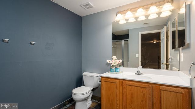 25316 HERRING CREEK DR, Chantilly, VA 20152