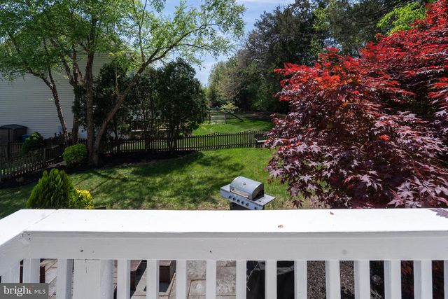 25316 HERRING CREEK DR, Chantilly, VA 20152