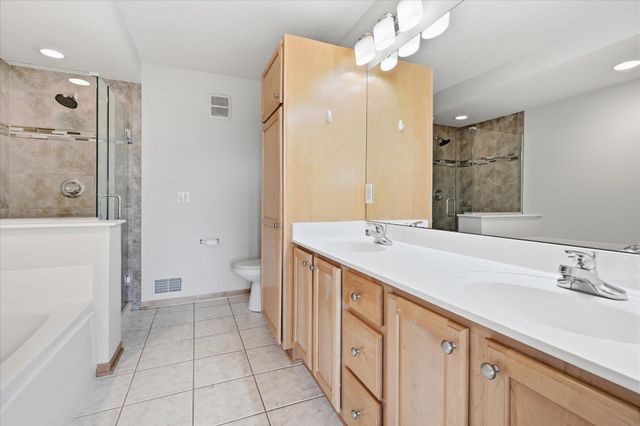 972 Fairfield Court, Minnetonka, MN 55305