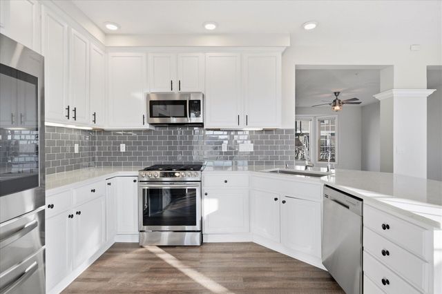 972 Fairfield Court, Minnetonka, MN 55305