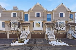 972 Fairfield Court, Minnetonka, MN 55305